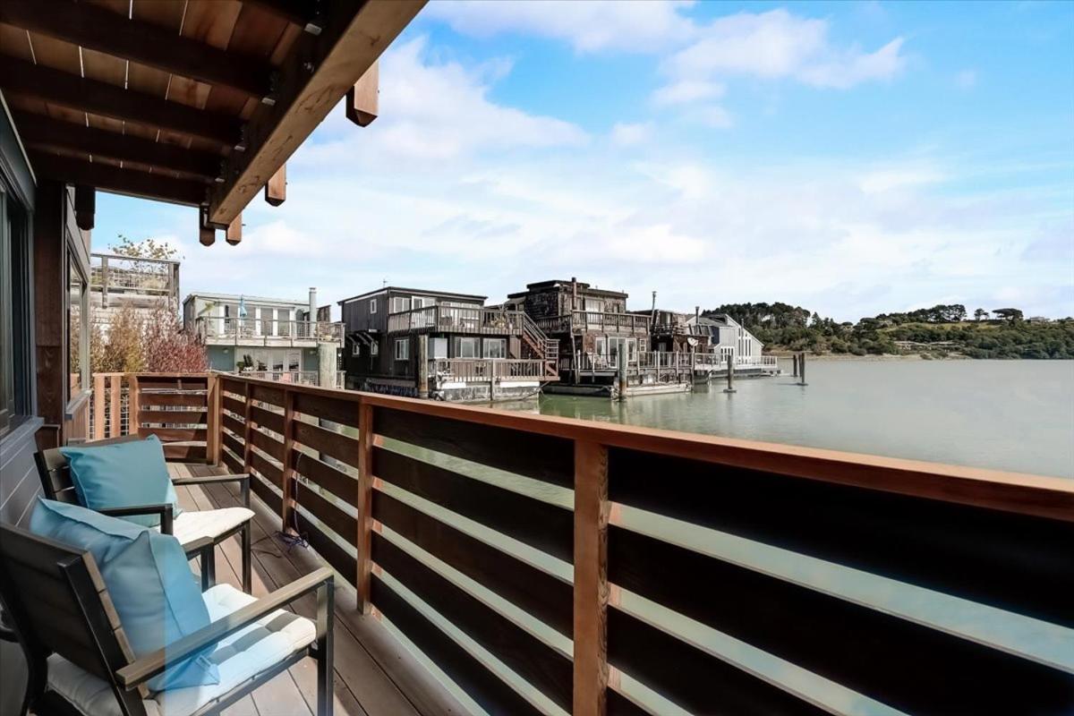 Floating Condos Of Commodore 11 Mill Valley Zewnętrze zdjęcie